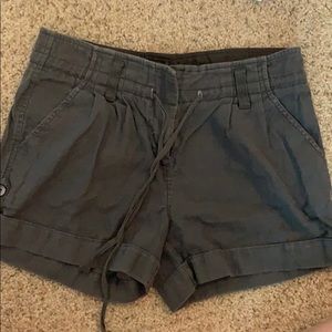J. Crew women’s 00 shorts